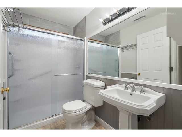 6293 Ne COPPER BEECH Dr, Hillsboro, OR 97124