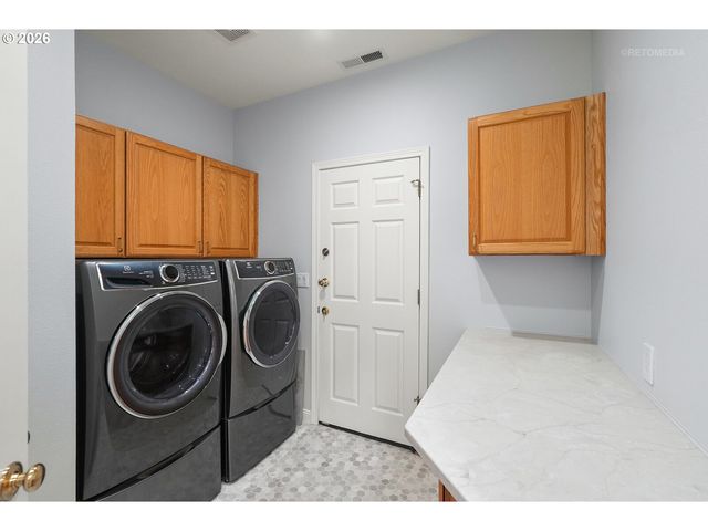 6293 Ne COPPER BEECH Dr, Hillsboro, OR 97124