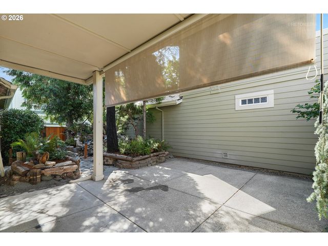 6293 Ne COPPER BEECH Dr, Hillsboro, OR 97124