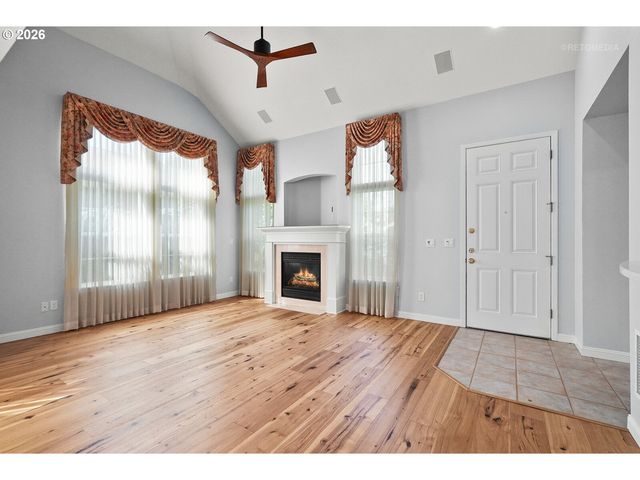 6293 Ne COPPER BEECH Dr, Hillsboro, OR 97124