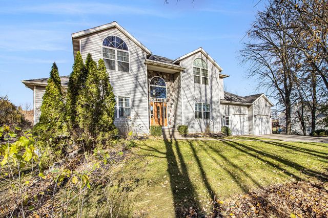 4335 56th Street SW, Wyoming, MI 49418