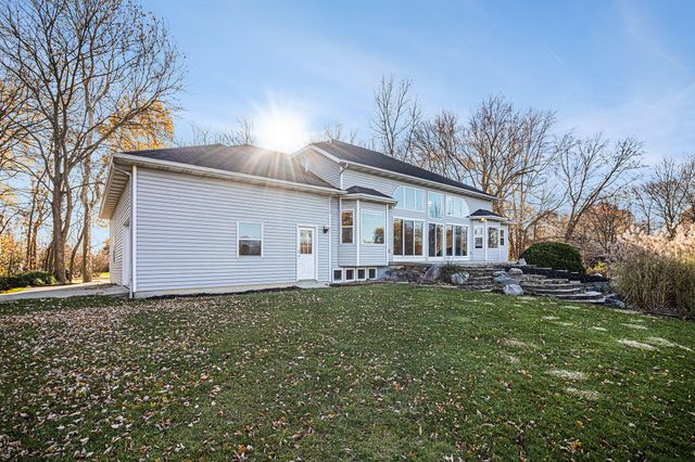 4335 56th Street SW, Wyoming, MI 49418