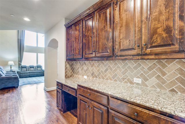 2490 Stonybrook Drive, Prosper, TX 75078