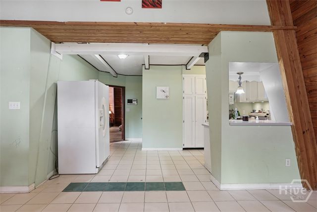 24 Crisp Street, Savannah, GA 31410