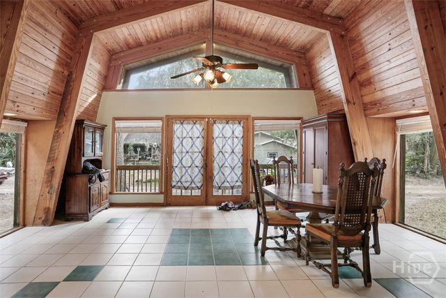 24 Crisp Street, Savannah, GA 31410