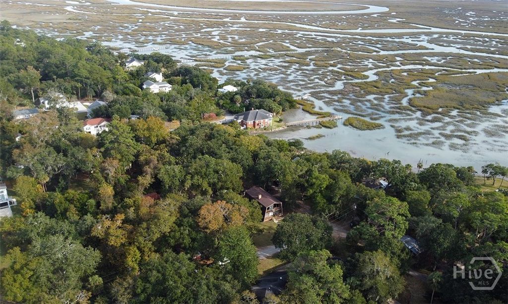 Image 46 of property listing at 24 Crisp Street, Savannah, GA 31410