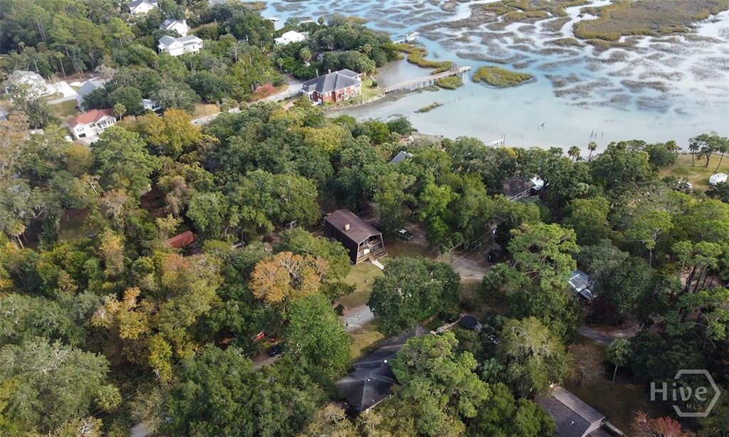 Image 47 of property listing at 24 Crisp Street, Savannah, GA 31410