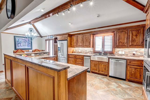 5007 Castleford Rd, Midland, TX 79705