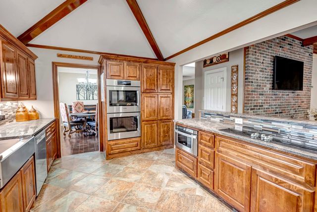 5007 Castleford Rd, Midland, TX 79705