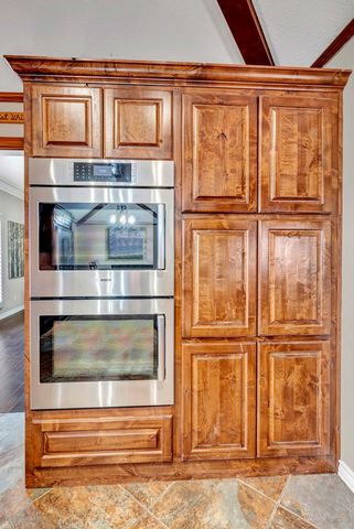 5007 Castleford Rd, Midland, TX 79705