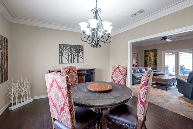 5007 Castleford Rd, Midland, TX 79705