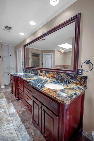 5007 Castleford Rd, Midland, TX 79705