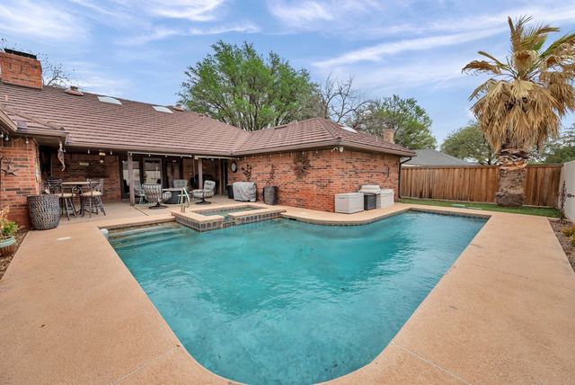 5007 Castleford Rd, Midland, TX 79705