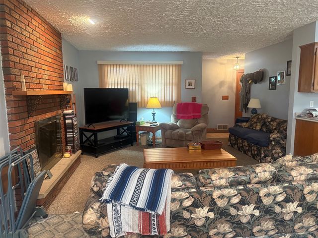 8874 ENNIS Drive, Erie, PA 16509