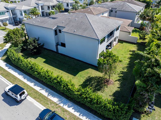 17081 Five Waters Avenue, Boca Raton, FL 33496