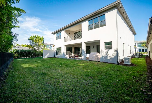 17081 Five Waters Avenue, Boca Raton, FL 33496