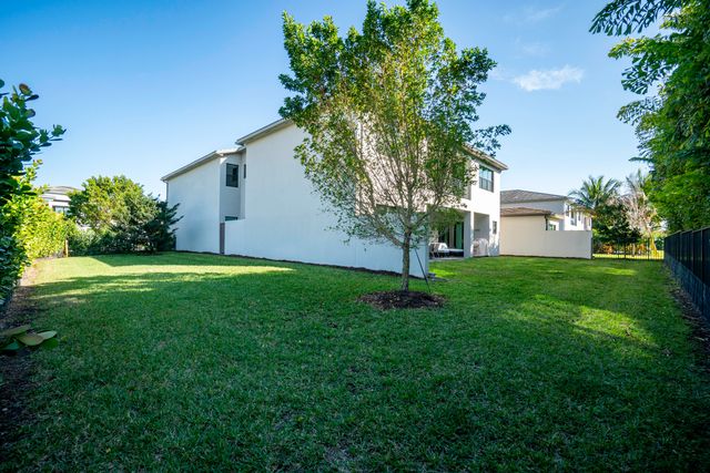 17081 Five Waters Avenue, Boca Raton, FL 33496