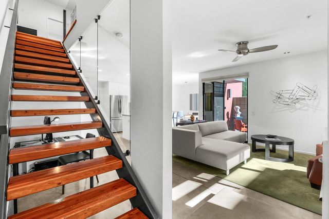 677 E Arenas Road, Palm Springs, CA 92262