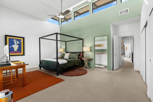 677 E Arenas Road, Palm Springs, CA 92262