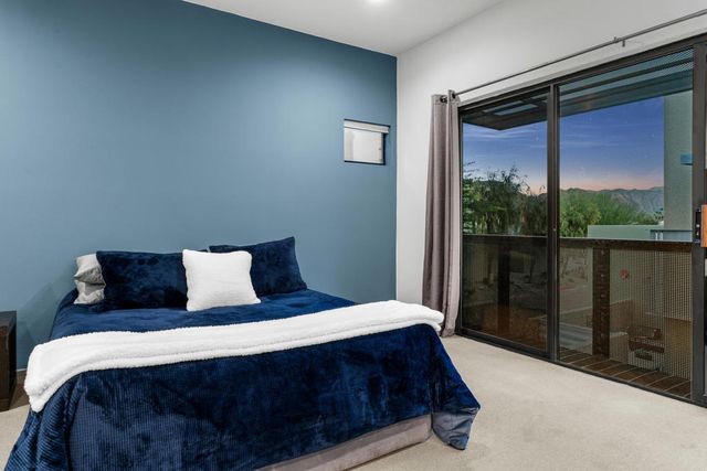 677 E Arenas Road, Palm Springs, CA 92262