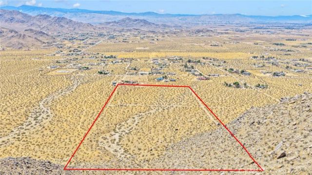 1 Susie, Apple Valley, CA 92307