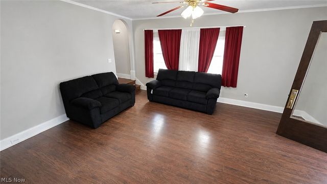 6818 Belmere Drive, Parma, OH 44129