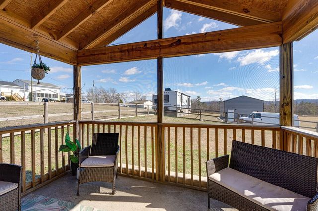 4332 Pattentown Road, Ooltewah, TN 37363