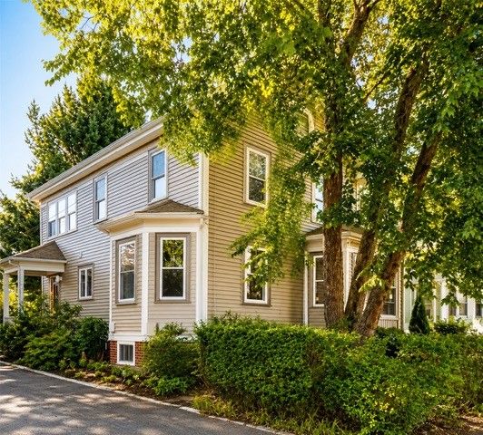 217 Fourth Street, Providence, RI 02906