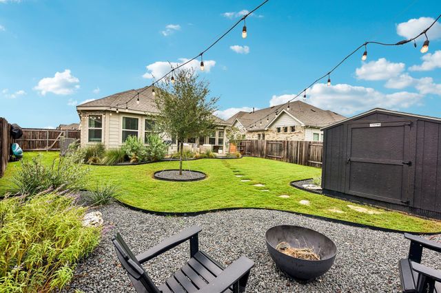 330 Bay Breeze DR, Kyle, TX 78640