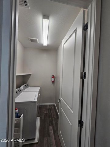 901 S SMITH Road 1001, Tempe, AZ 85281
