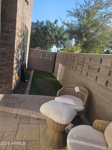 901 S SMITH Road 1001, Tempe, AZ 85281