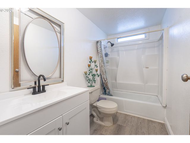 5032 COPPER CREEK Loop, Salem, OR 97305