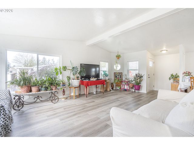 5032 COPPER CREEK Loop, Salem, OR 97305