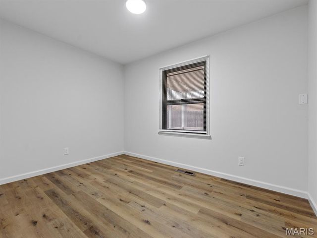 2 Derby Lane, St Peters, MO 63376