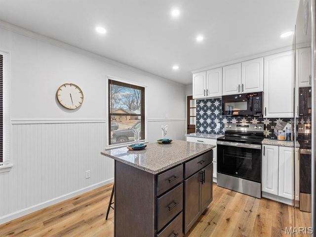 2 Derby Lane, St Peters, MO 63376