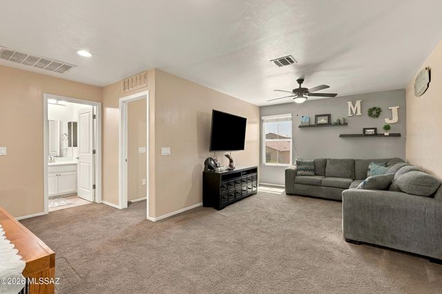 14247 E Axle Drive, Vail, AZ 85641