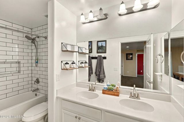 14247 E Axle Drive, Vail, AZ 85641