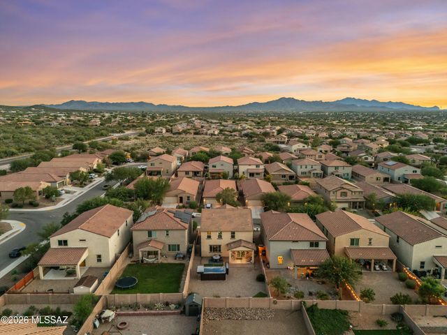 14247 E Axle Drive, Vail, AZ 85641