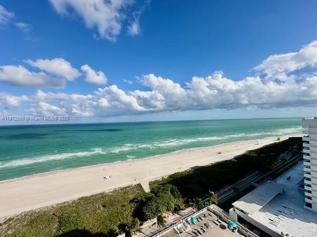 5701 SE Collins Ave PH10, Miami Beach, FL 33140