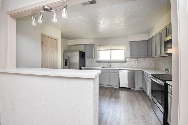 13430 Piney Oaks Drive, Houston, TX 77065