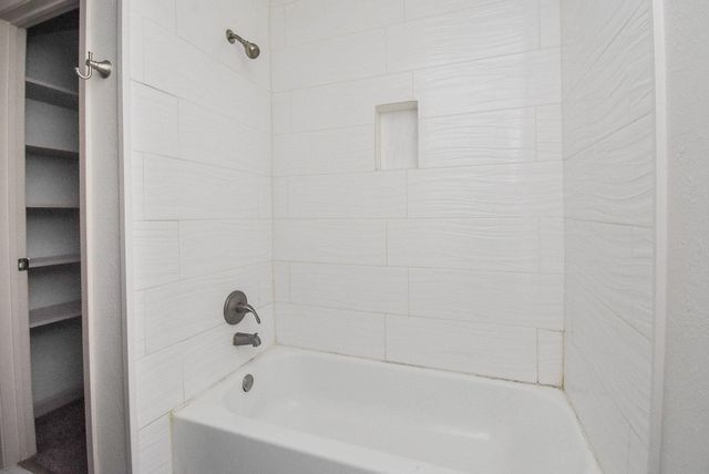 13430 Piney Oaks Drive, Houston, TX 77065