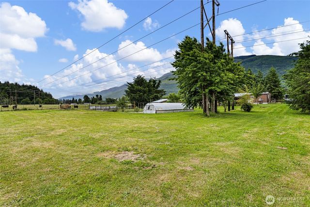 35667 State Route 20, Sedro Woolley, WA 98284