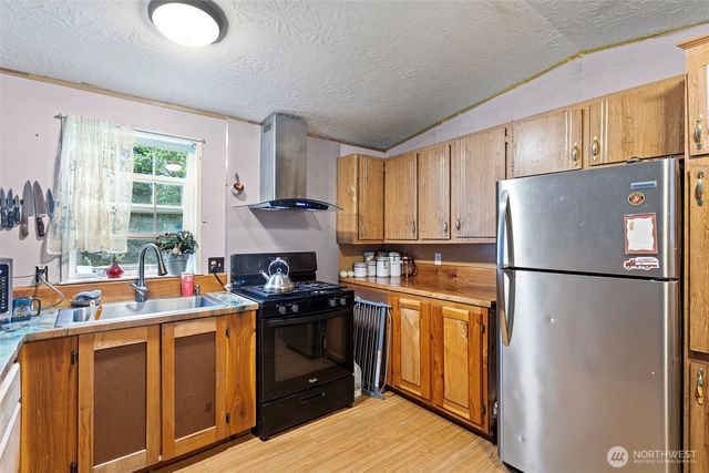35667 State Route 20, Sedro Woolley, WA 98284