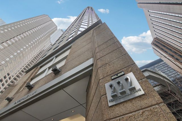 222 N Columbus Drive 711, Chicago, IL 60601