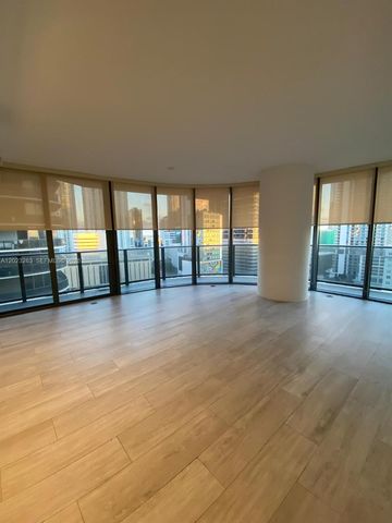55 SW 9th St 1503, Miami, FL 33130