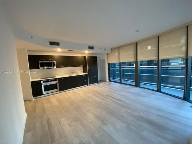 55 SW 9th St 1503, Miami, FL 33130