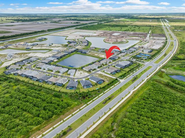 9404 SW Pinnacle Place, Port St. Lucie, FL 34987