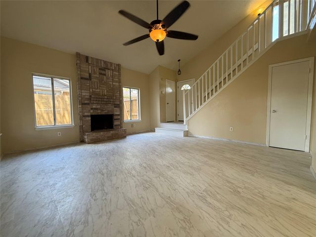 3022 Sherborne Street, Pearland, TX 77584