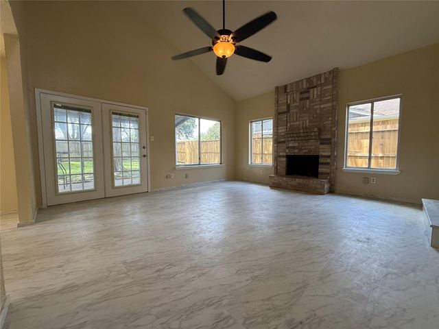 3022 Sherborne Street, Pearland, TX 77584