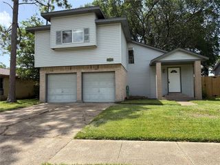 3022 Sherborne Street, Pearland, TX 77584